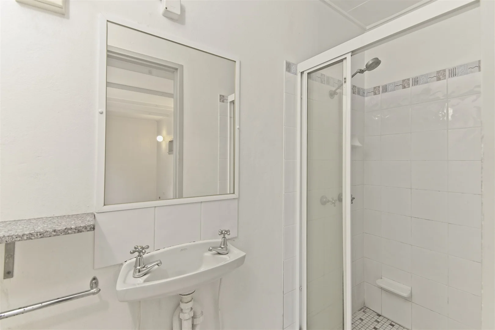 Additional image 8 of 1/1 Cavan Street, Annerley QLD 4103