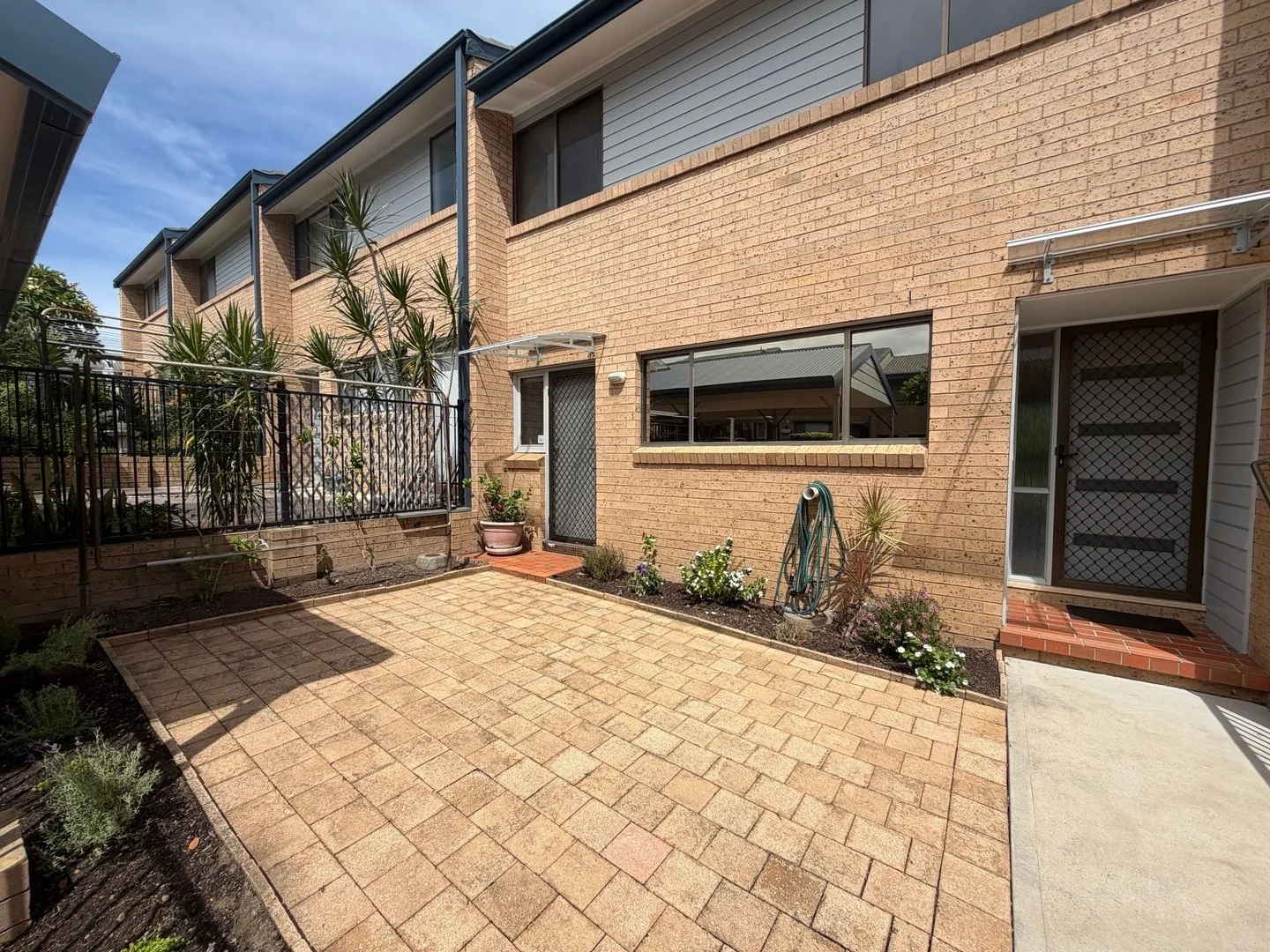 UNIT 43/1 Roberts Street, Charlestown NSW 2290