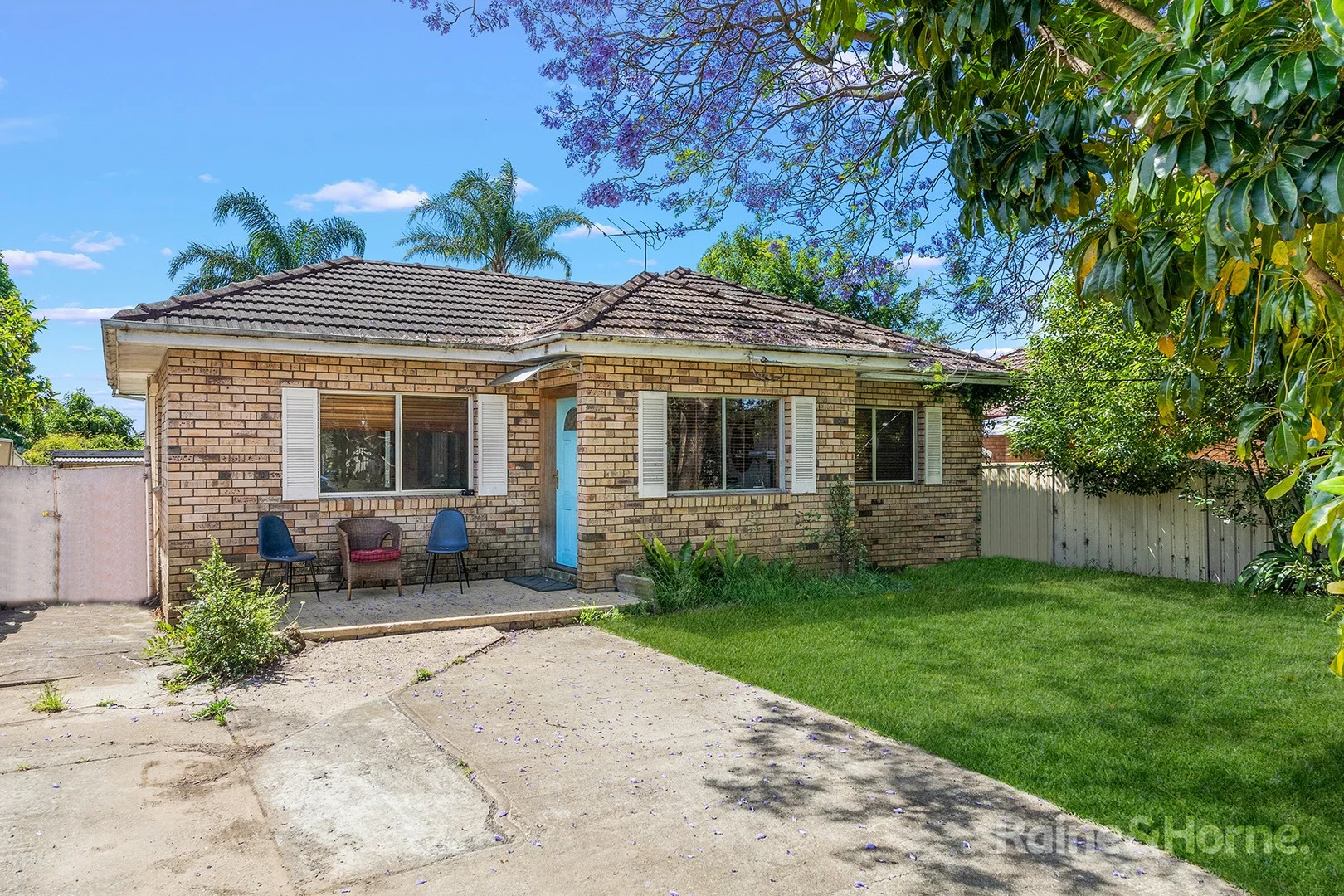 11 Euroka Street, Ingleburn NSW 2565