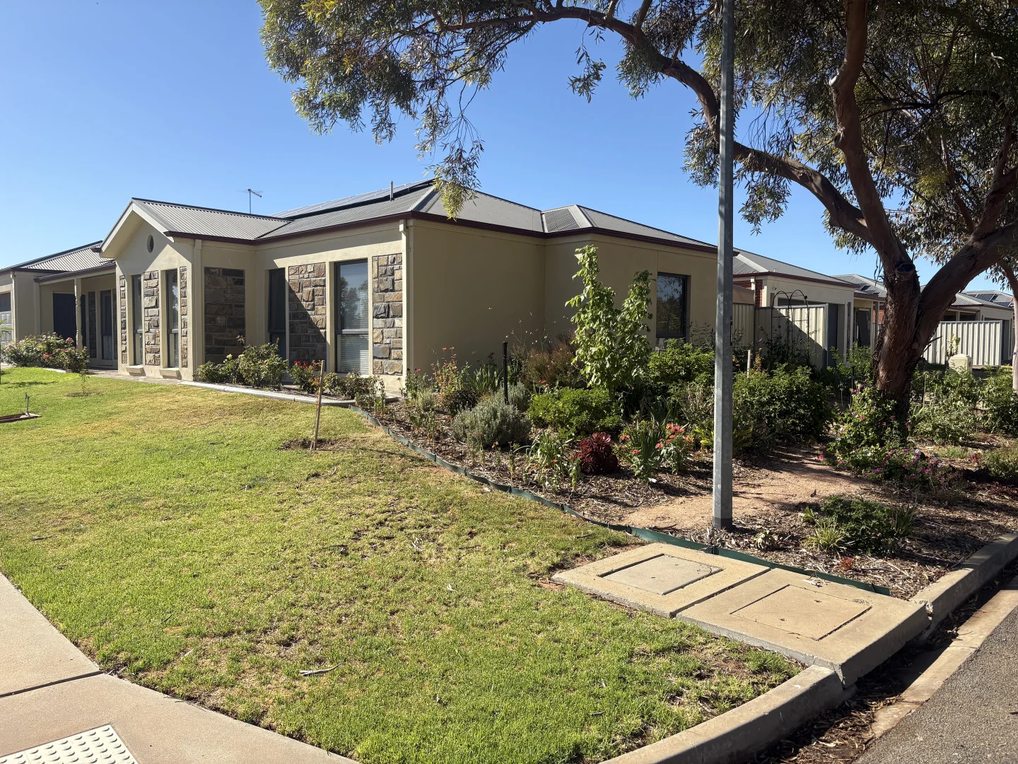 8 Bristol Way, Mildura VIC 3500 photo 3