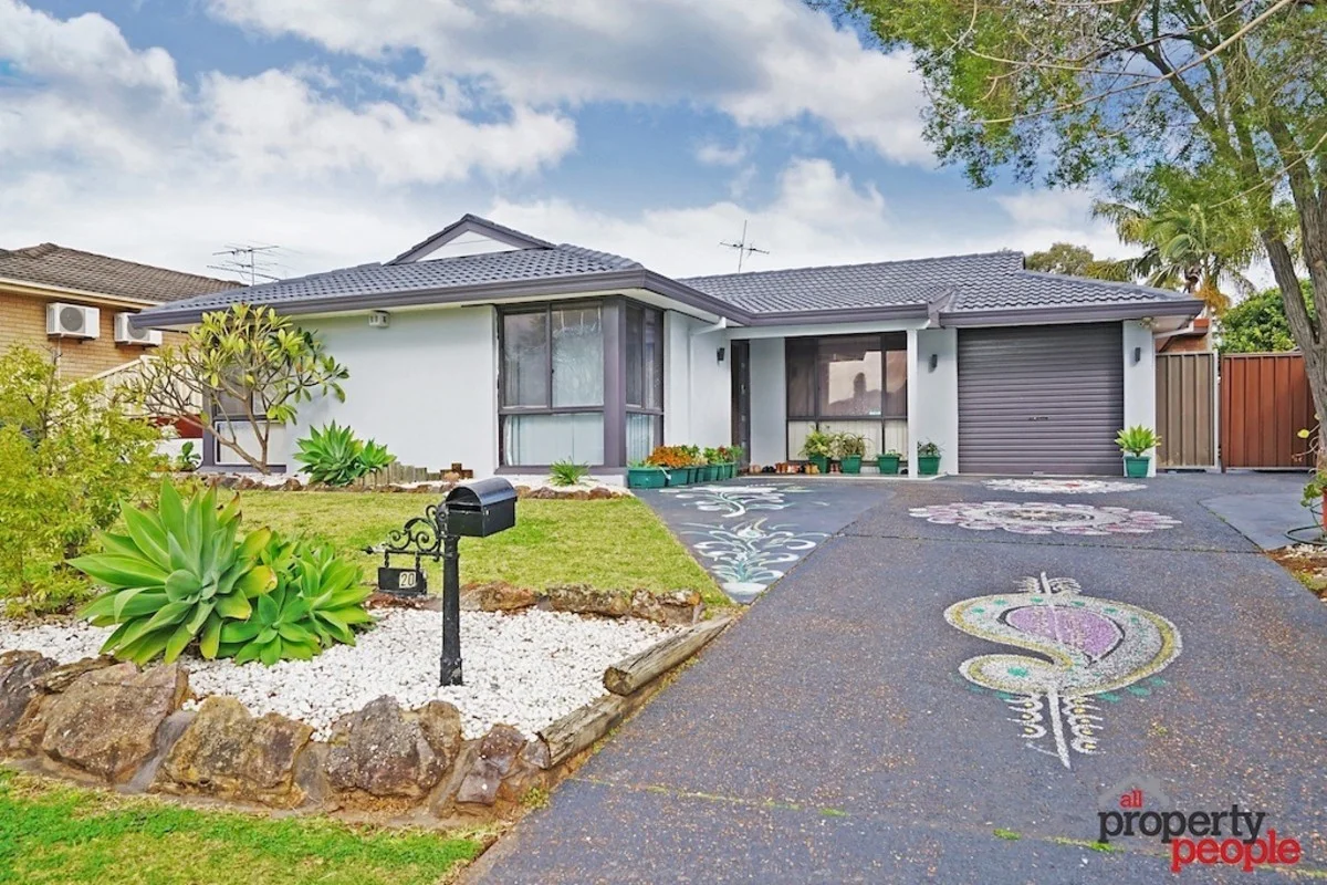 20 Mistletoe Avenue, Macquarie Fields NSW 2564