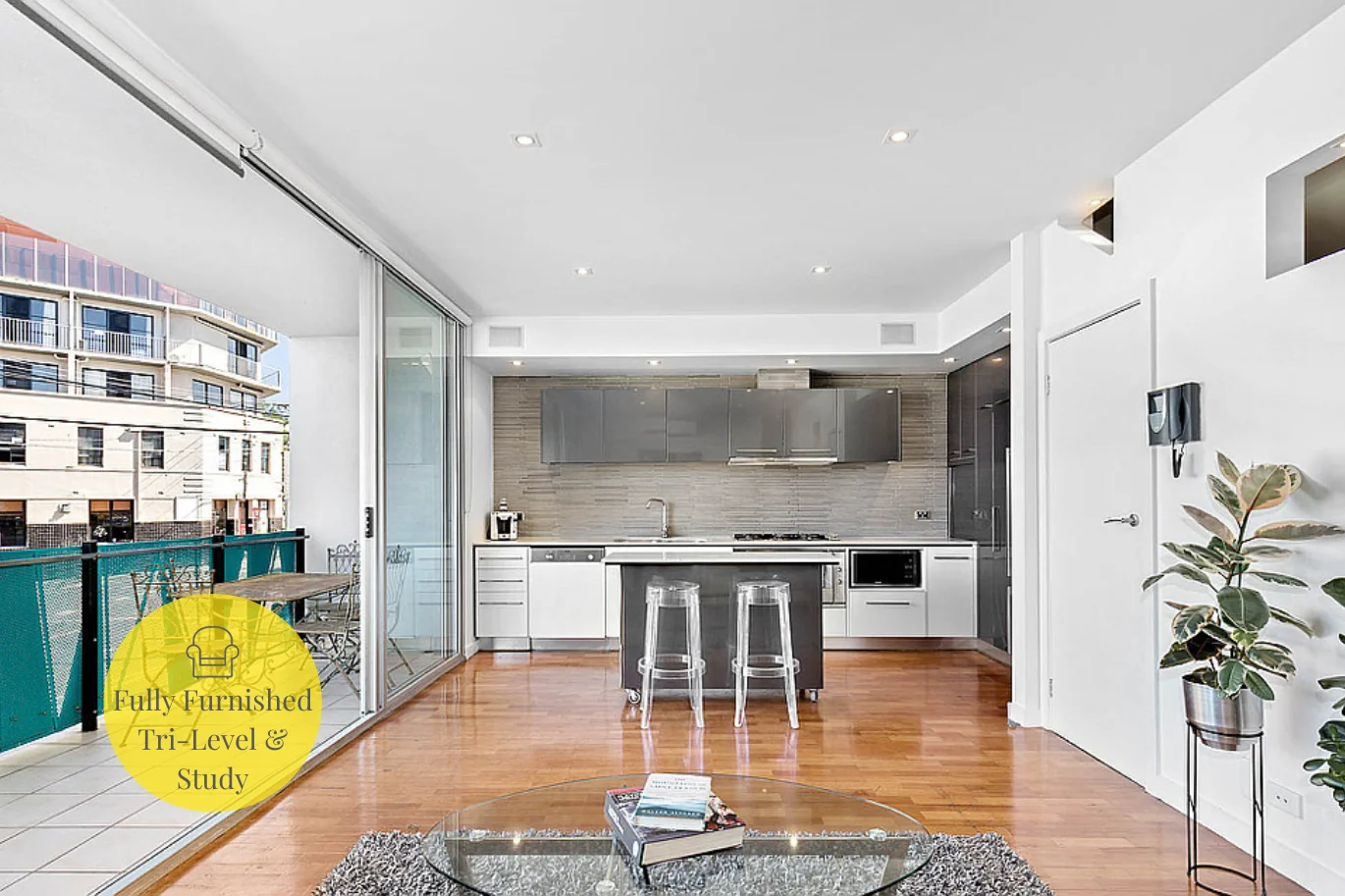 2/104 Barkly Street, St Kilda VIC 3182