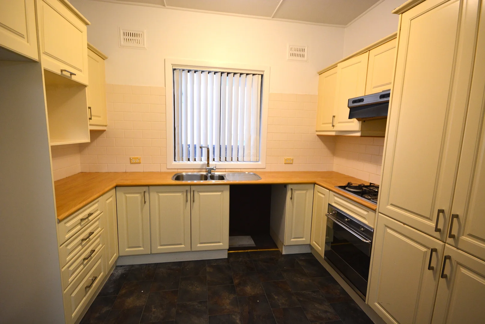 Additional image 5 of 10 Shackel Avenue, Guildford NSW 2161