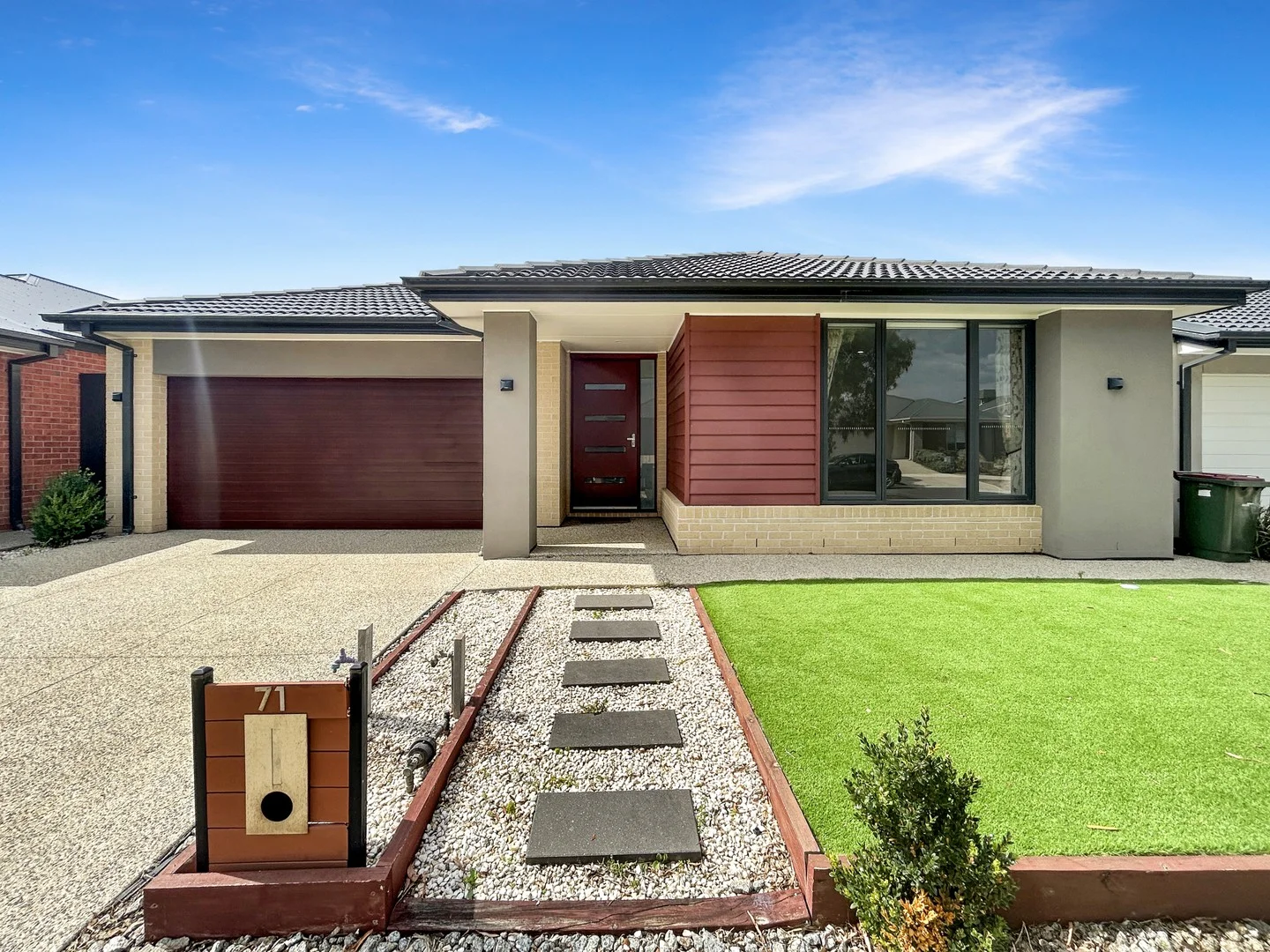 71 Element Circuit, Armstrong Creek VIC 3217