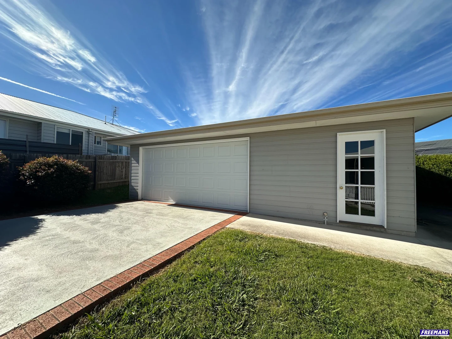60 Banksia, Kingaroy QLD 4610 photo 2