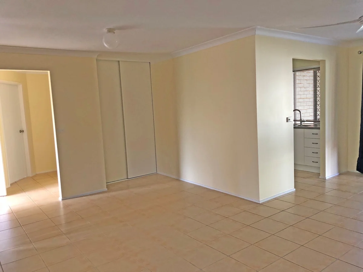 9 Mako Street, Runcorn QLD 4113 photo 2