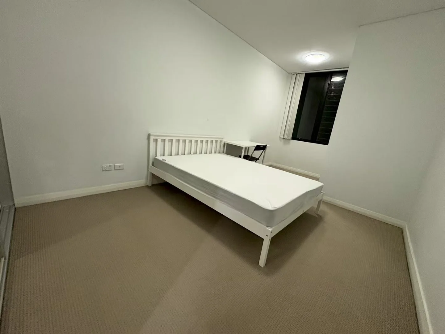WeChat: KRL119 L1/ 99-101 Dalmeny Ave, Rosebery NSW 2018 photo 2