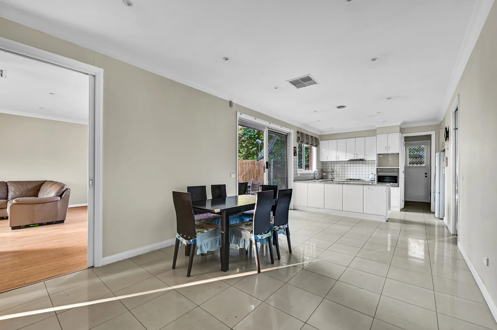 Additional image 4 of 1/2 Efron Court, Box Hill North VIC 3129