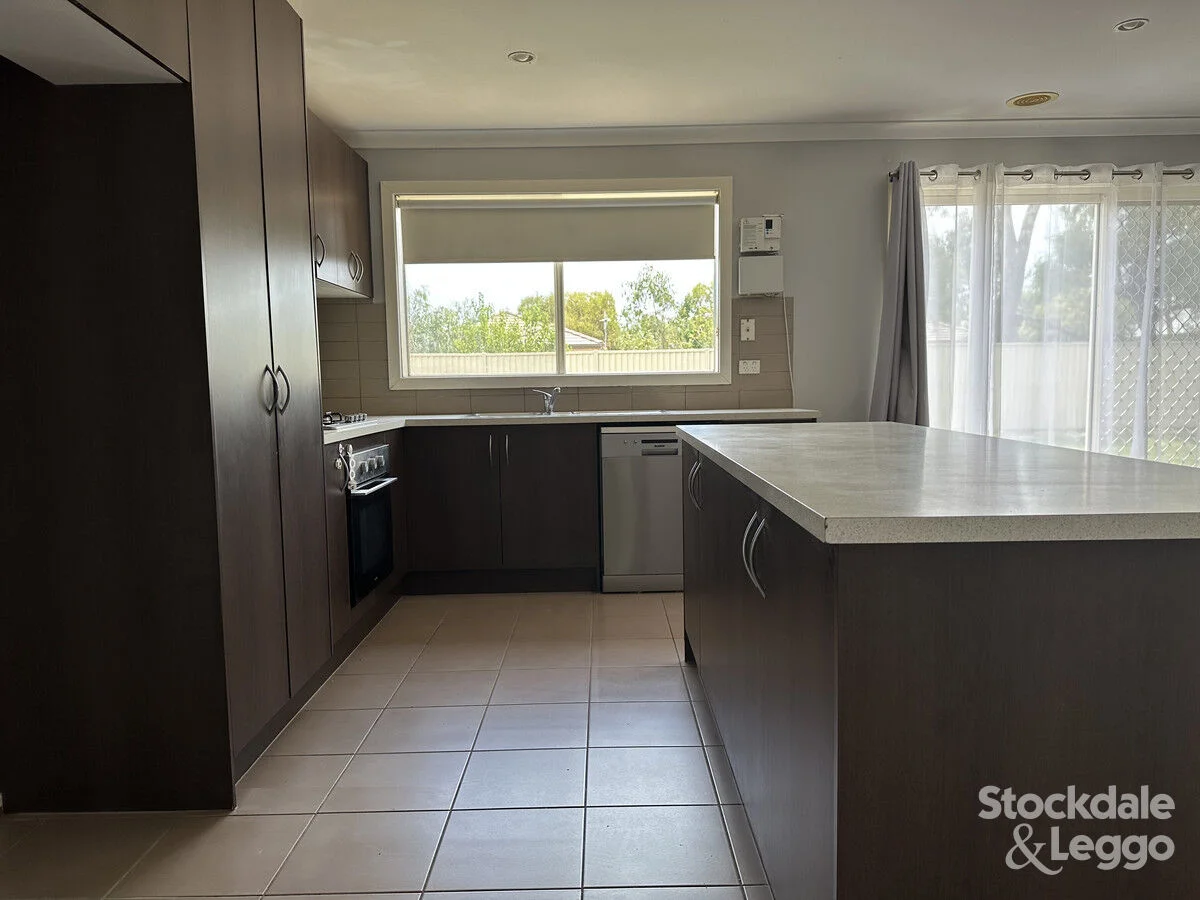 3 Savoy Nook, Shepparton VIC 3630 photo 3