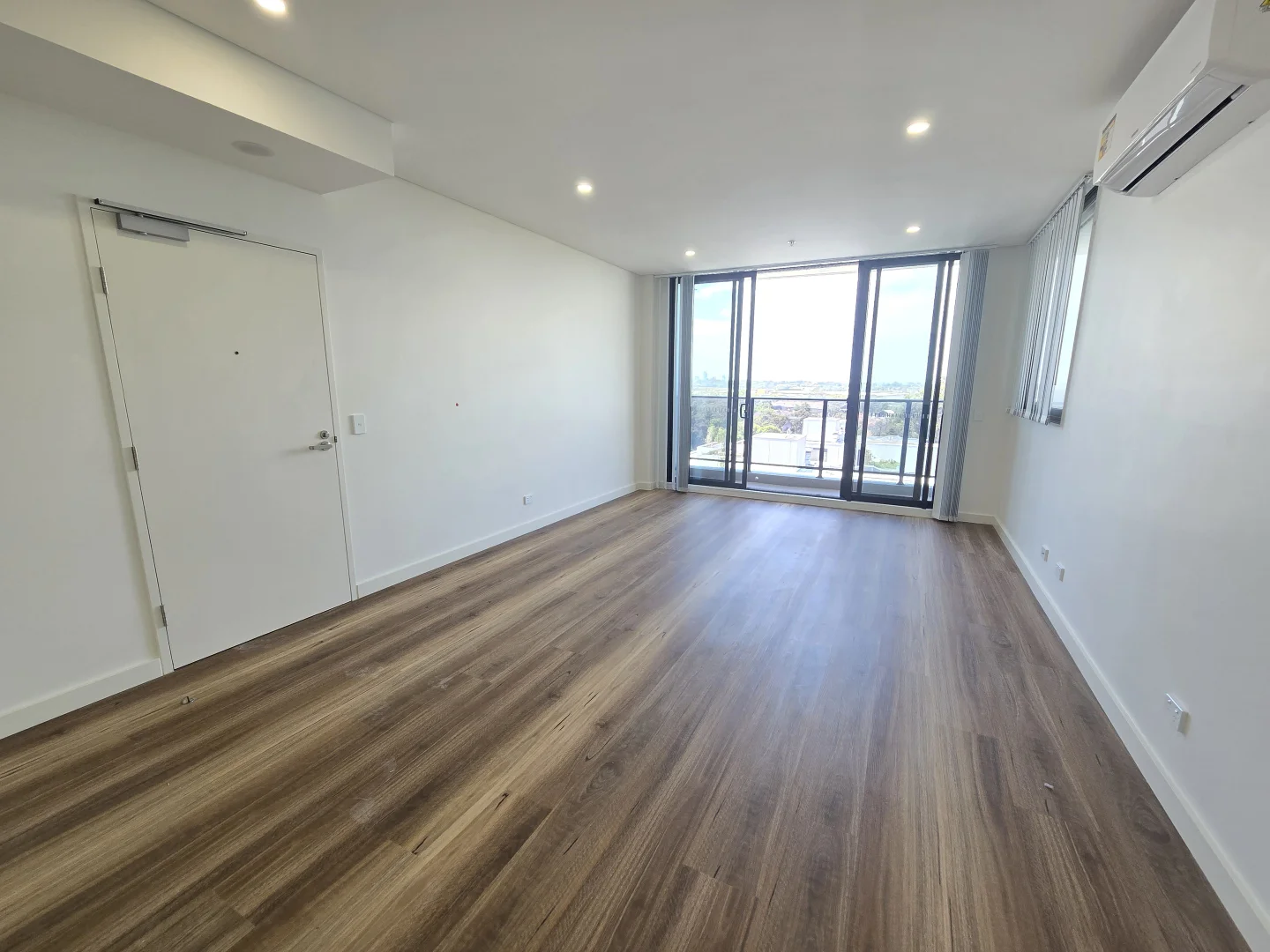 Additional image 4 of A1104/8 The Crescent, Fairfield NSW 2165