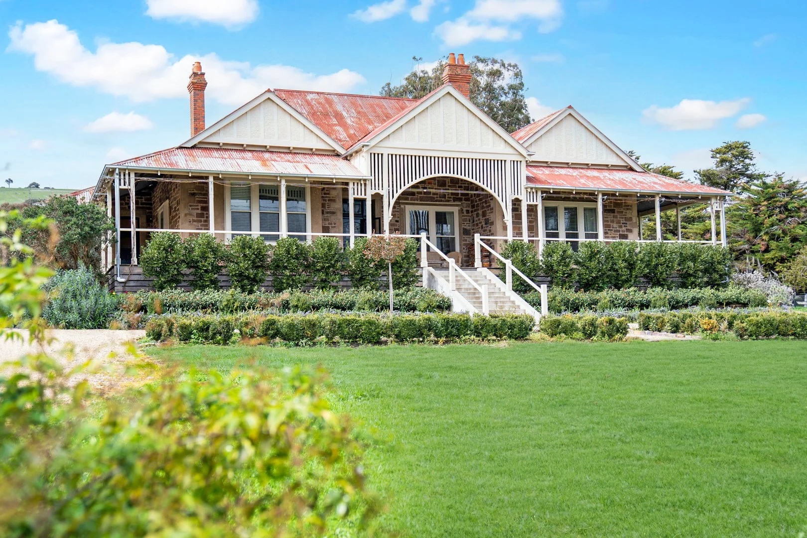 272 Glenroy Road, Mansfield VIC 3722