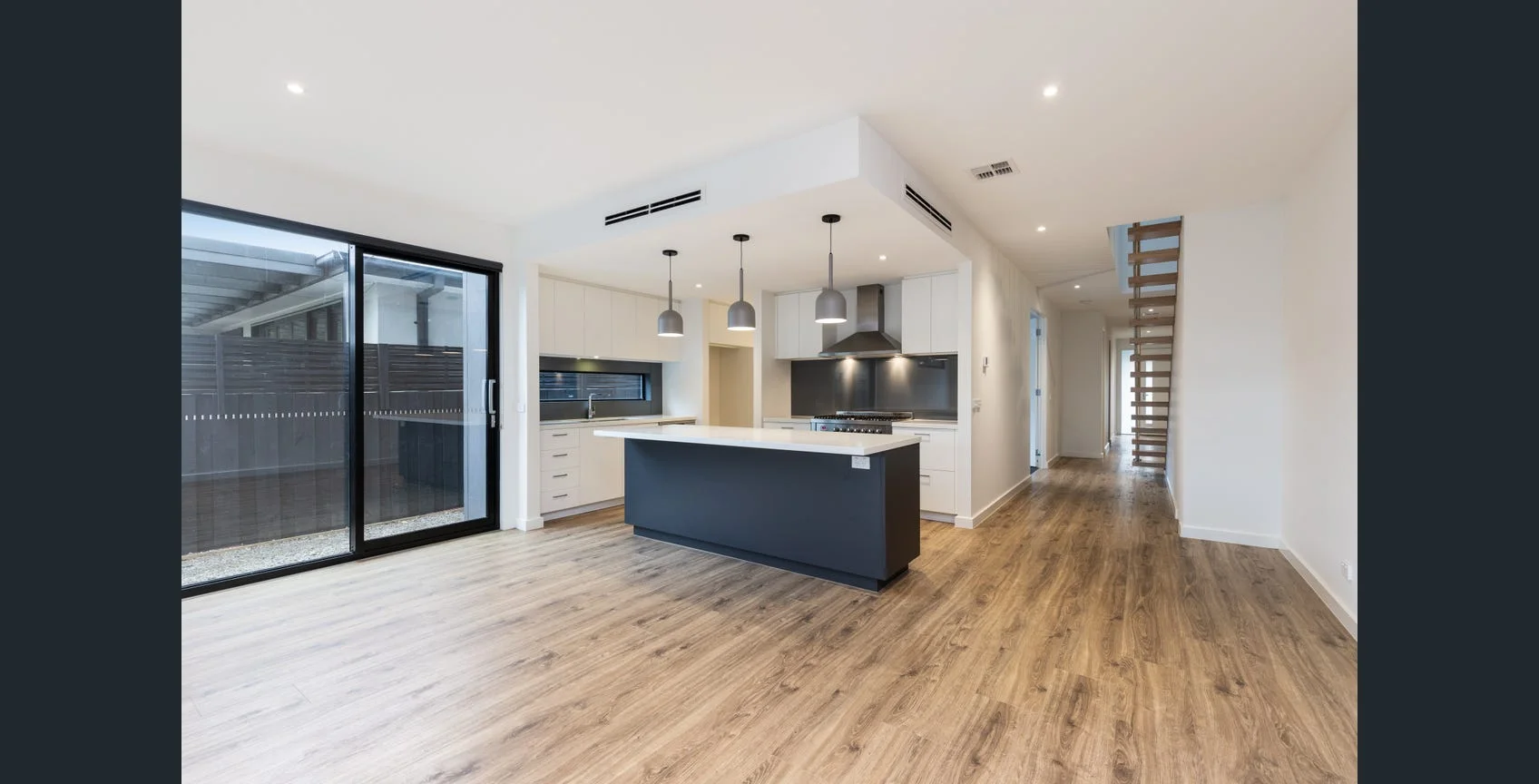 Additional image 3 of 35b Kinlock Avenue, Murrumbeena VIC 3163