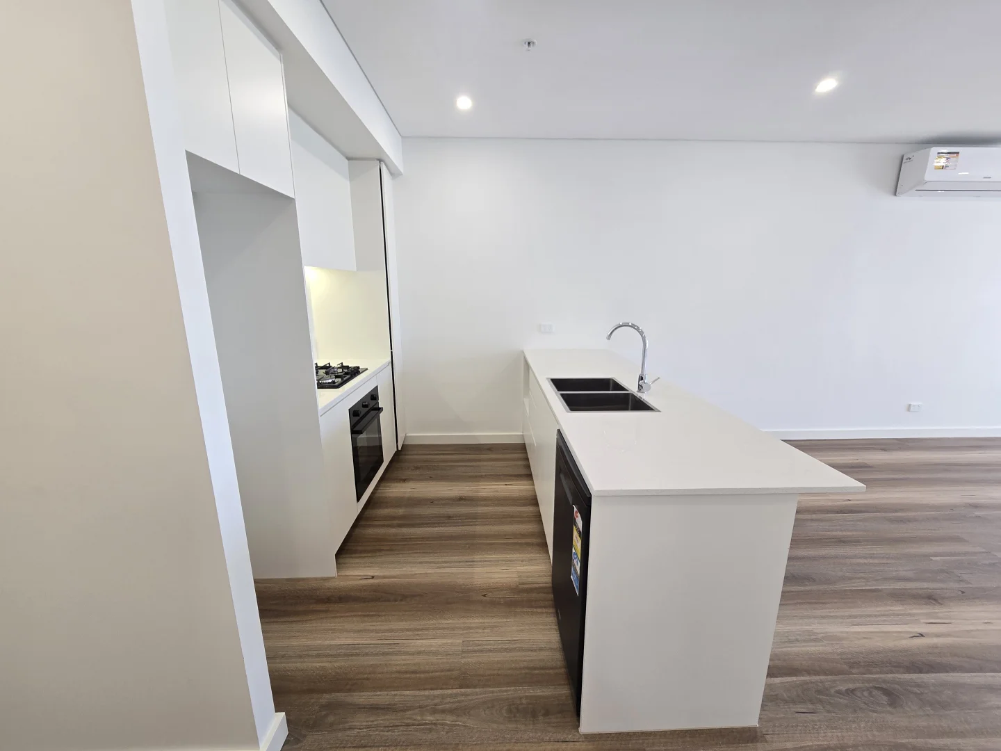 Additional image 4 of B604/6 The Crescent, Fairfield NSW 2165