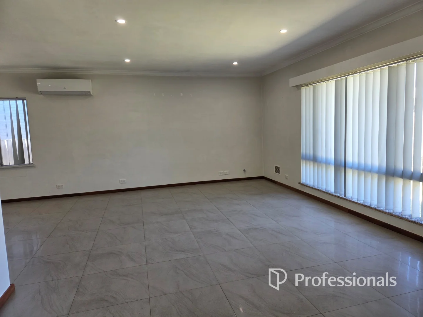Additional image 3 of 174 Clarke Street East, Carey Park WA 6230