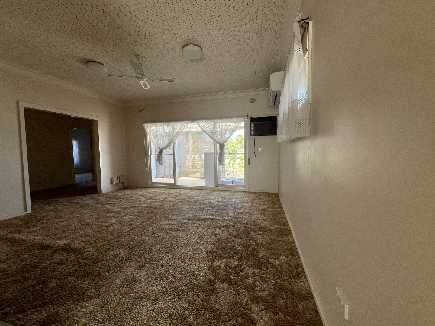 13 Plane Street, Shepparton VIC 3630 photo 4