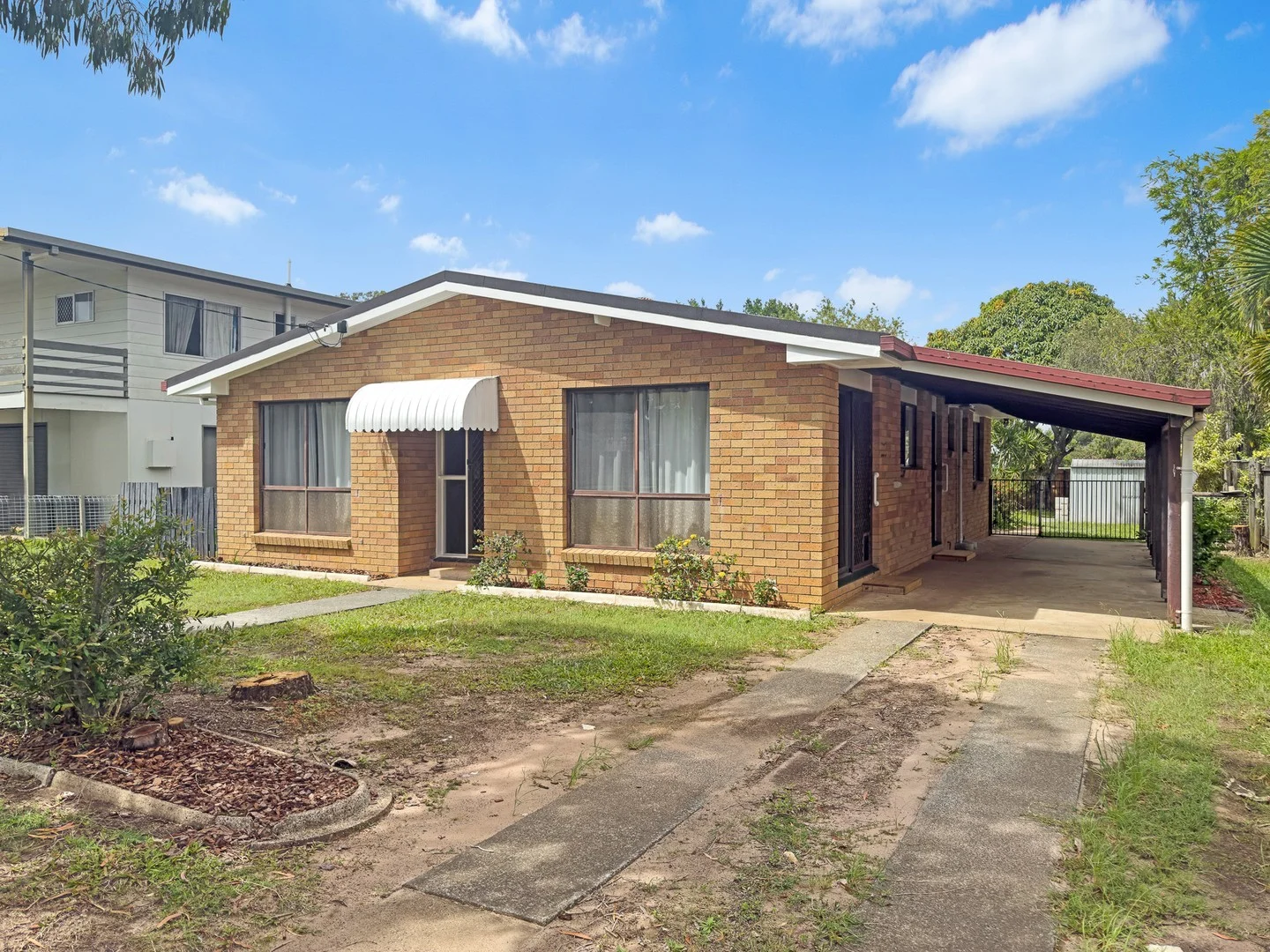 84 Bideford Street, Torquay QLD 4655
