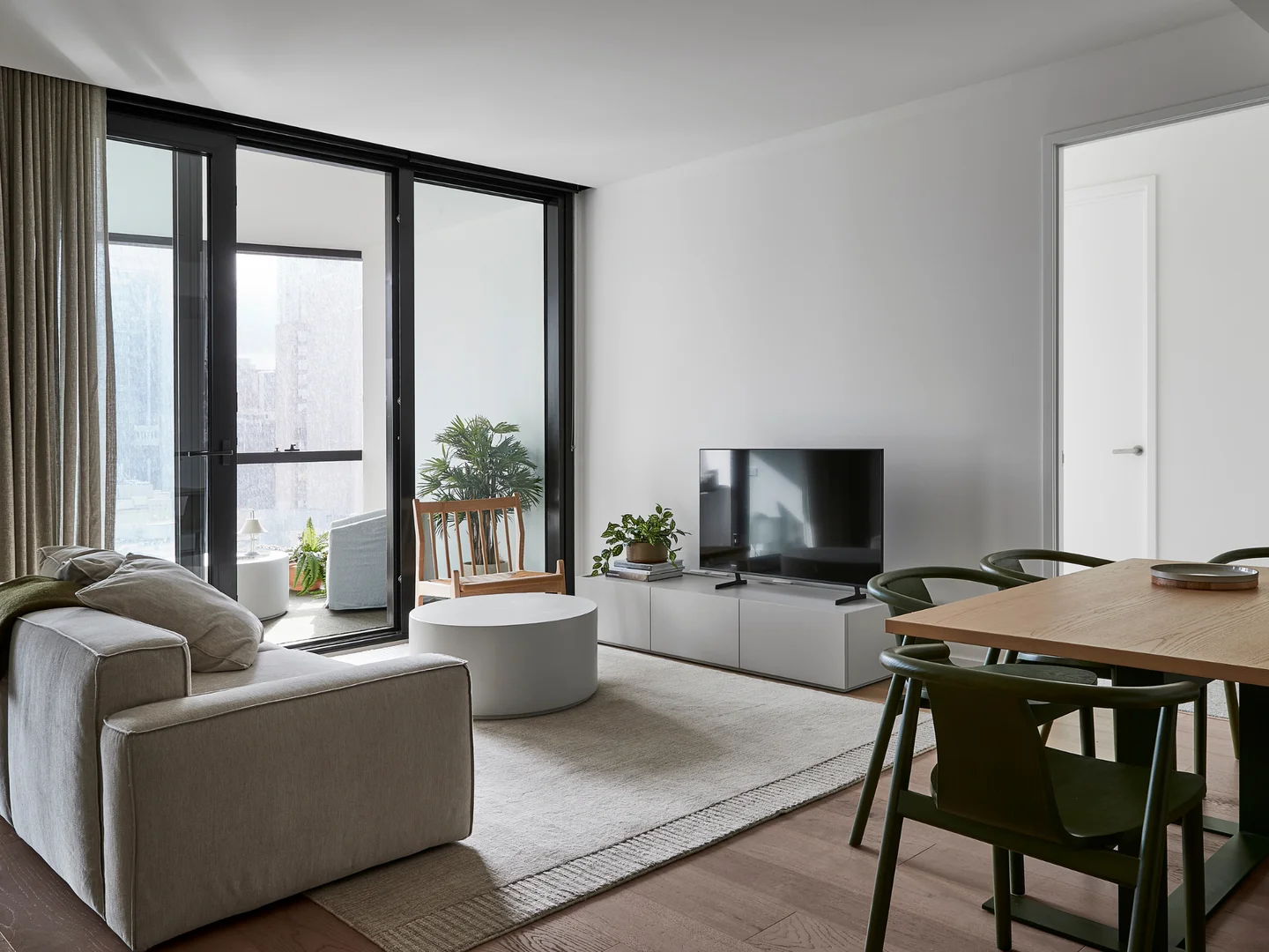 1402/7 Siddeley Street, Docklands VIC 3008