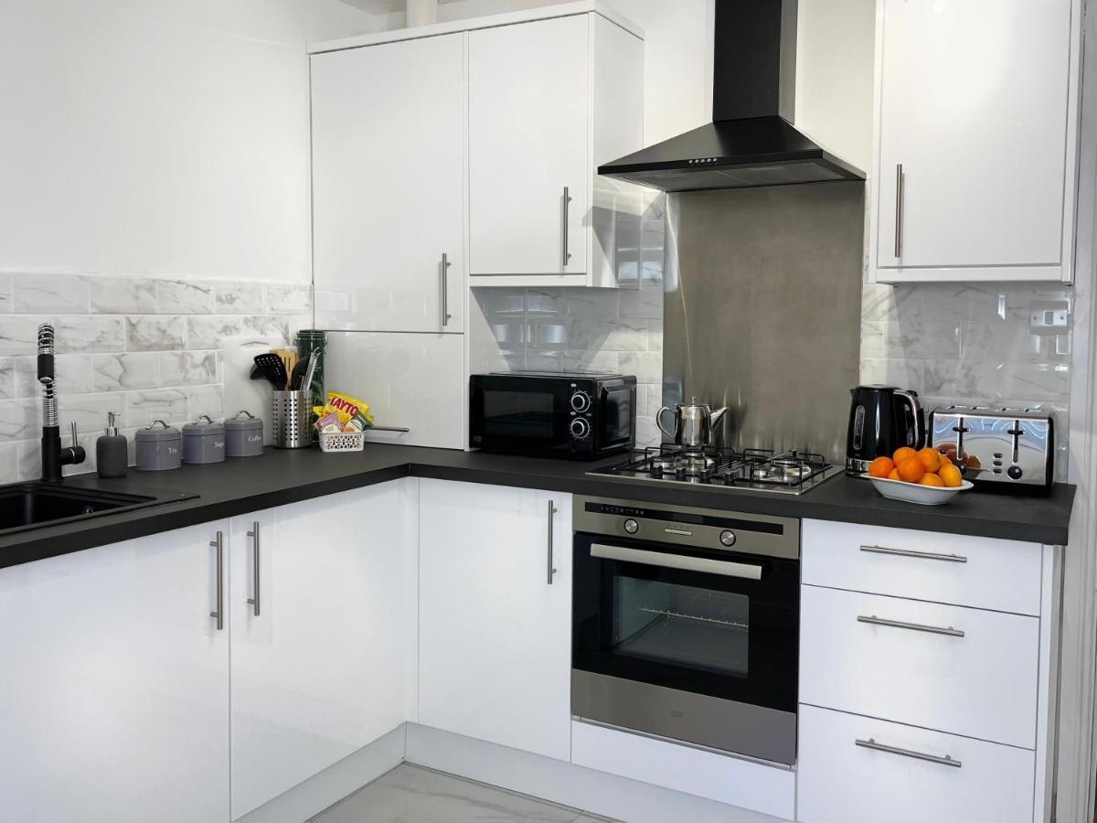 1 Bed Flat, Beersbridge Road, BT5, N1 7GU
