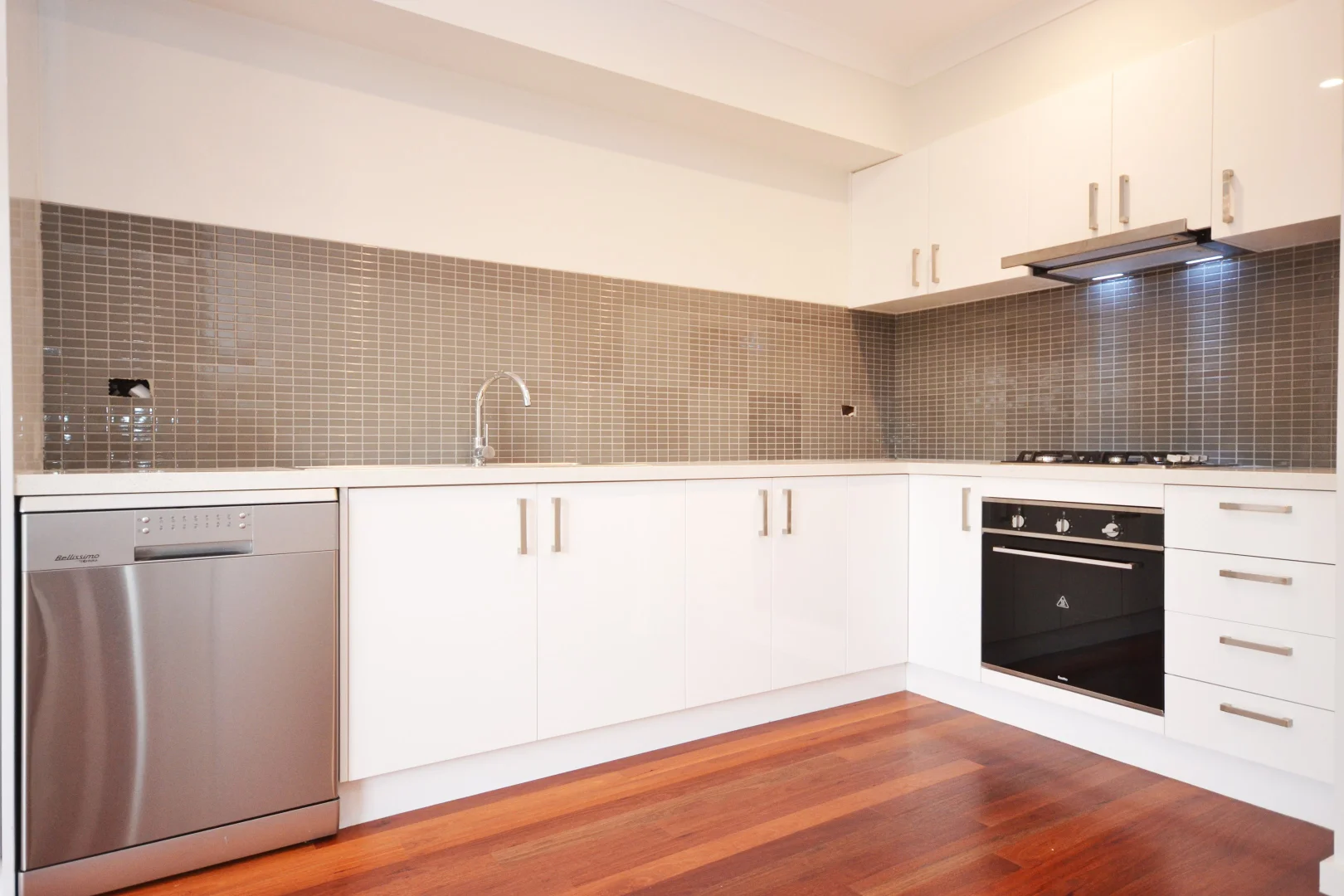 Additional image 4 of 4/126 Moffat Drive, Lalor VIC 3075