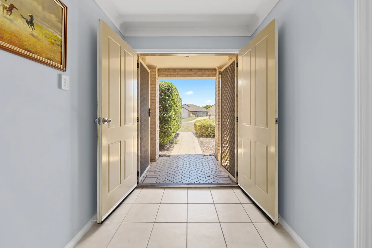 6 Kleo Court, Caboolture QLD 4510 photo 2