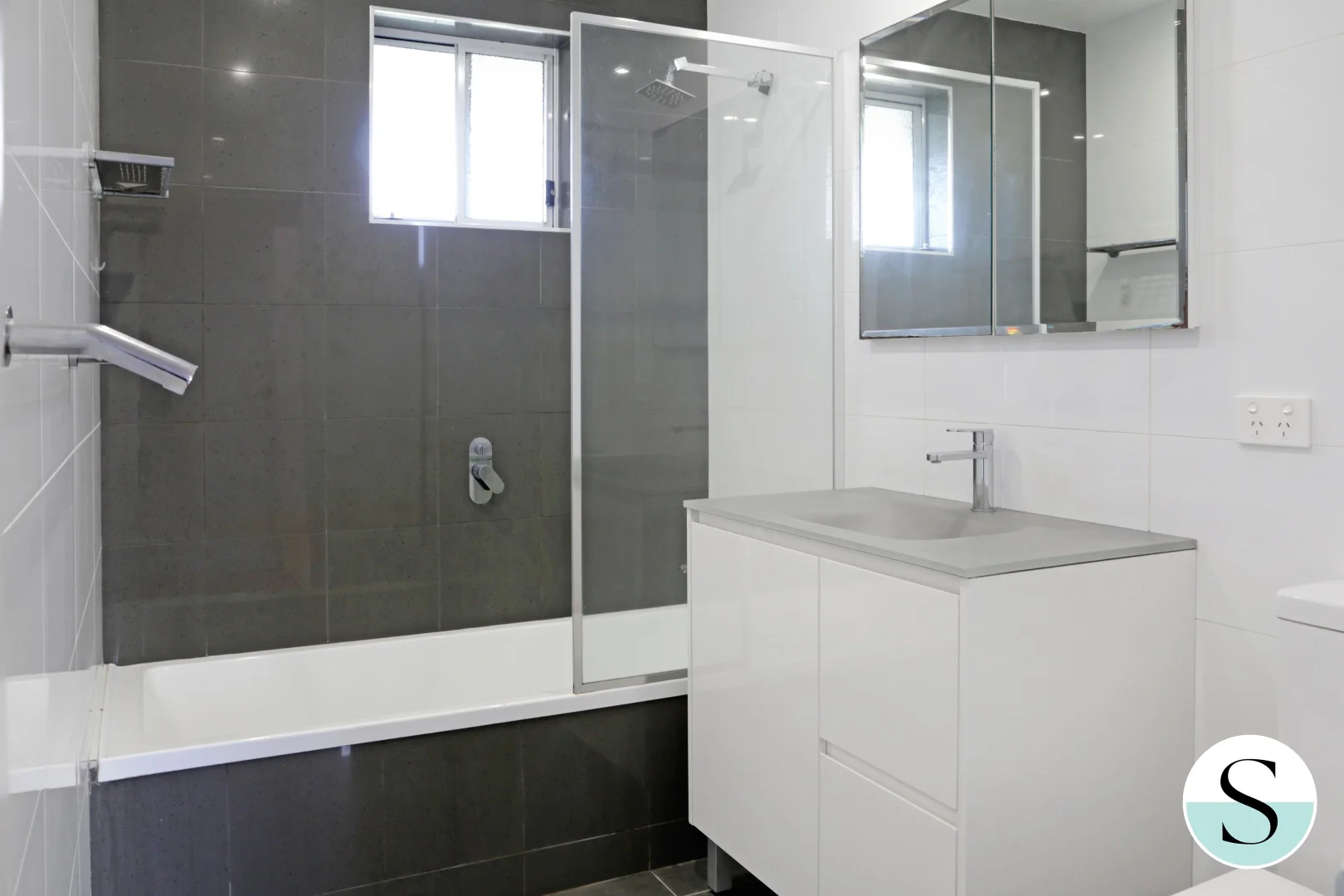 Additional image 7 of 7 Alexander Avenue, Caves Beach NSW 2281