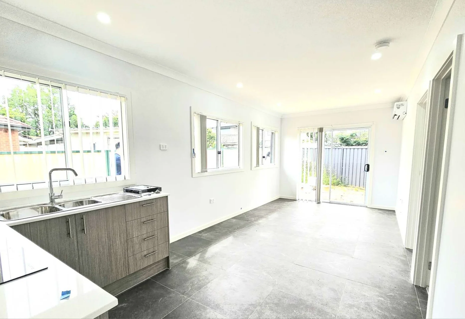 15A Gary Grove, Marayong NSW 2148