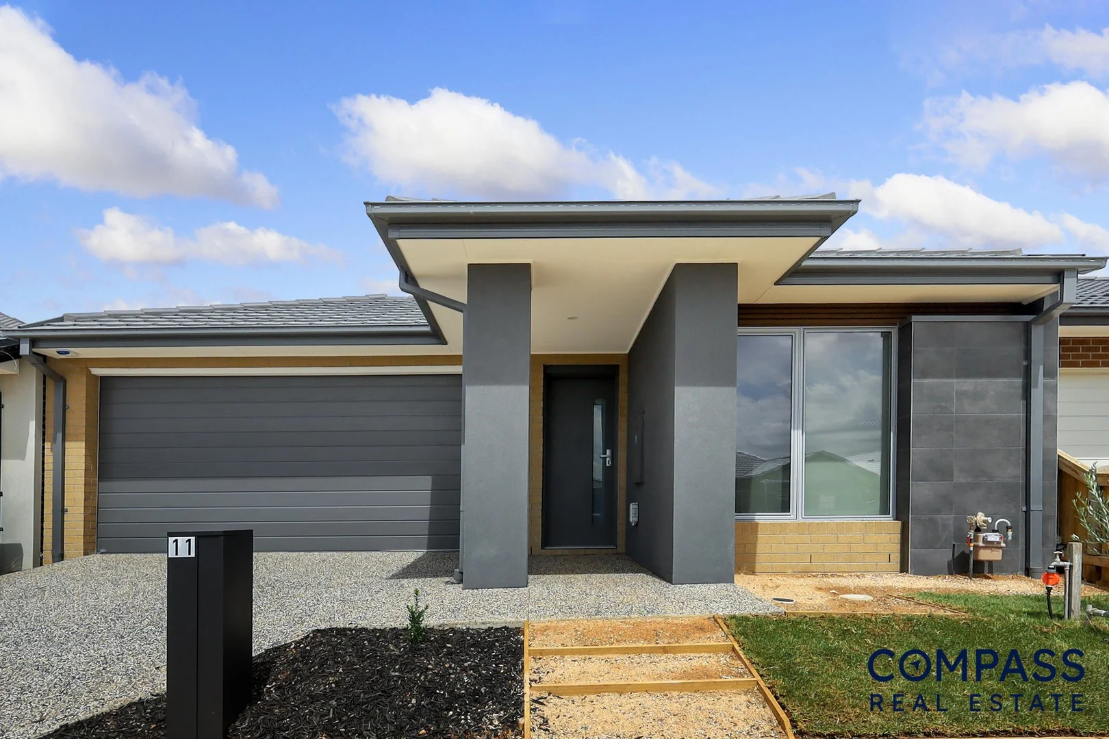 11 Newcastle Road, Rockbank VIC 3335