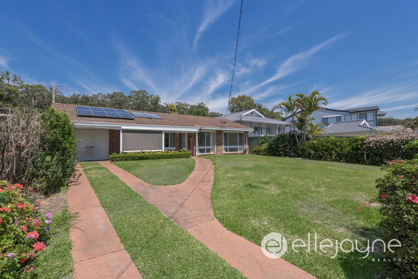 16 Waterside Ave, Sunshine NSW 2264