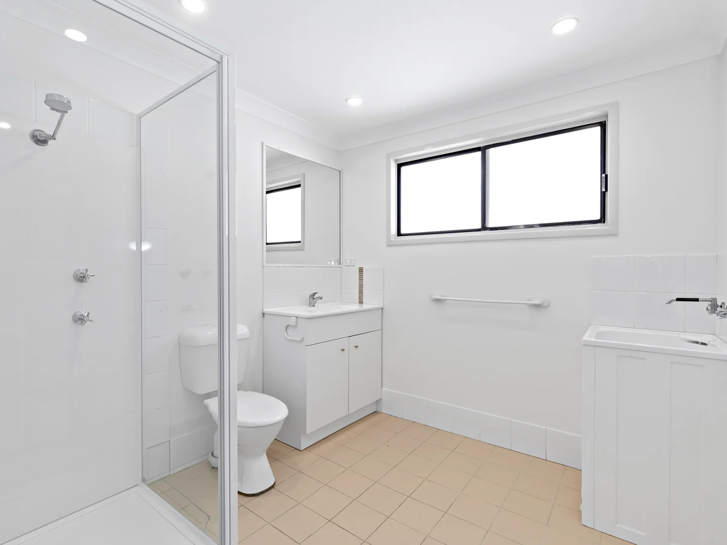 Additional image 5 of 14b Marlborough Place, Berkeley Vale NSW 2261
