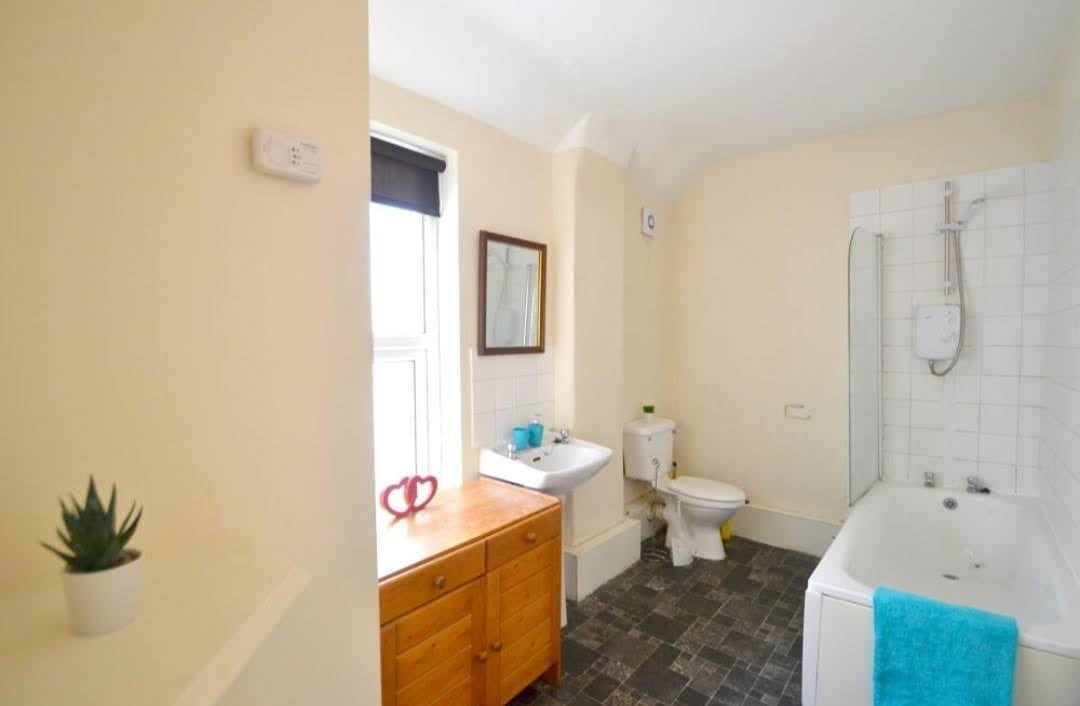 Additional image 7 of Room in a Shared House, Lower Road, NG9, N1 7GU
