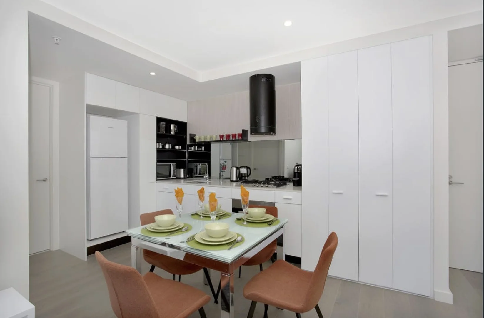 Additional image 3 of 801/6 St Kilda Road, St Kilda VIC 3182