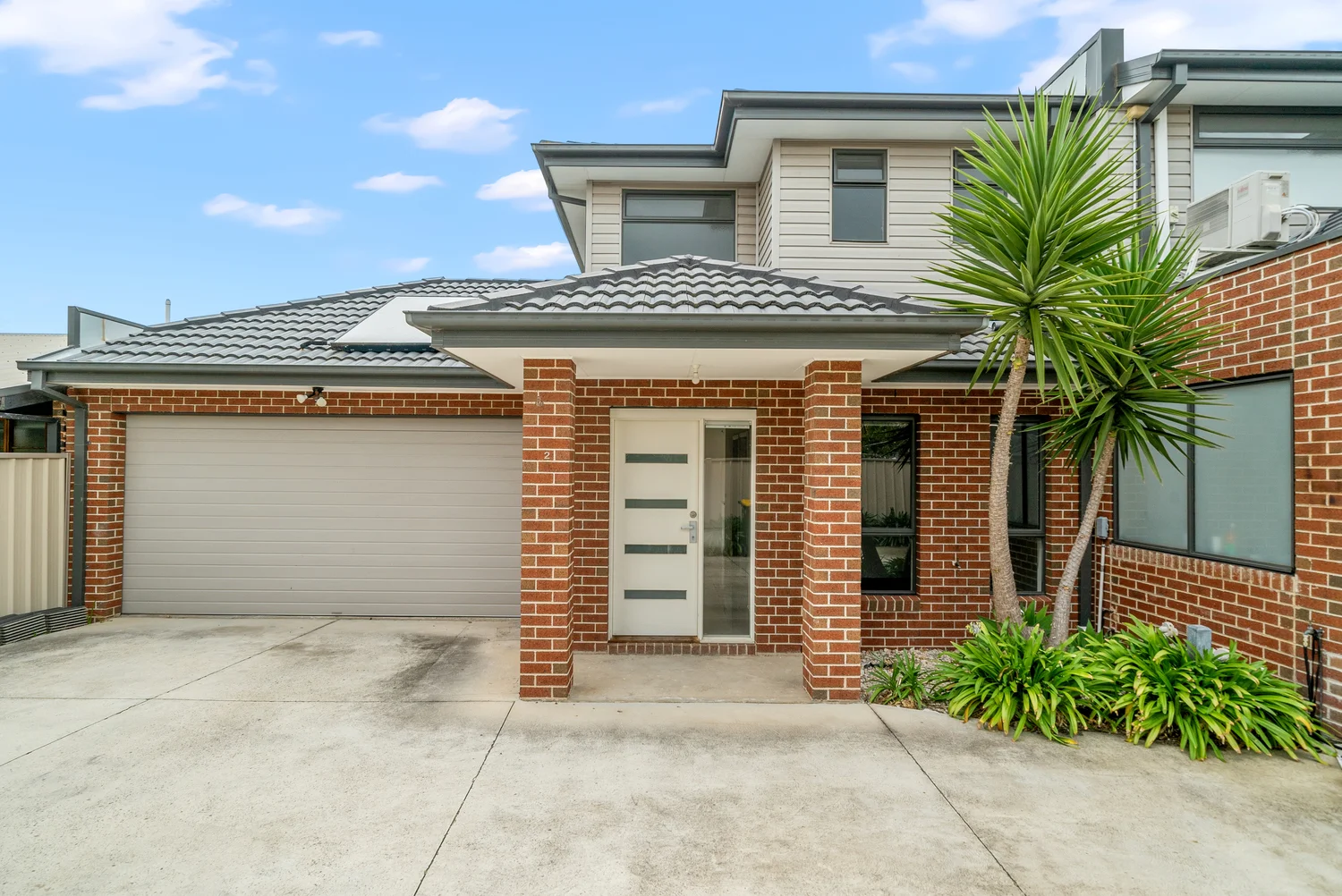 2/25 Carrington Street, Sydenham VIC 3037