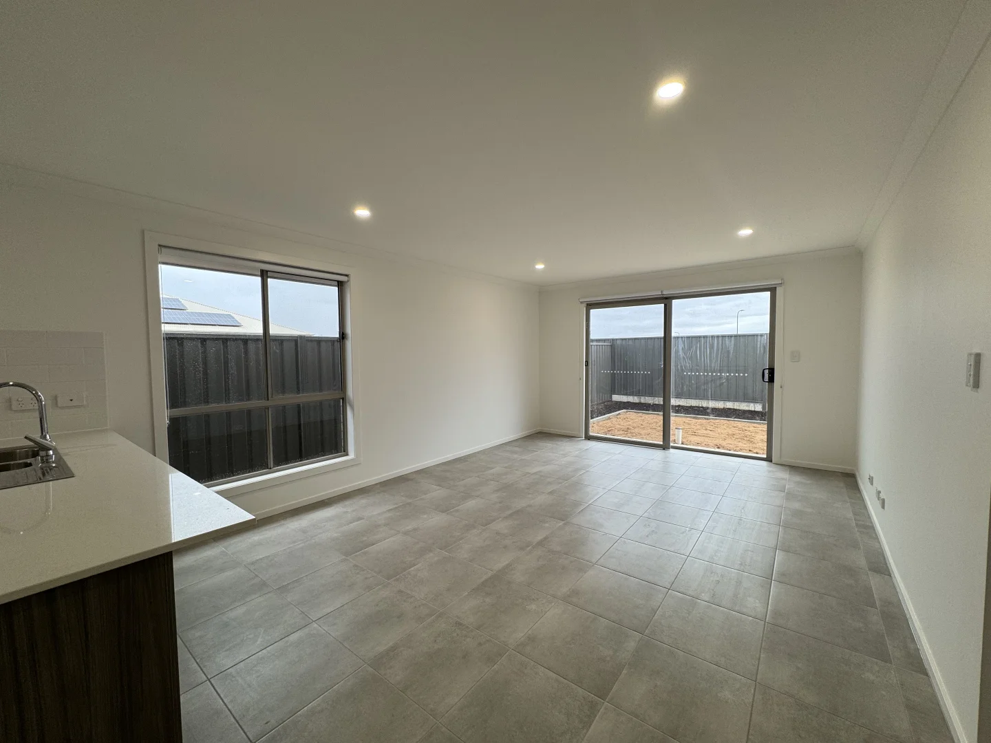 5 Kipfler St, Munno Para SA 5115 photo 3