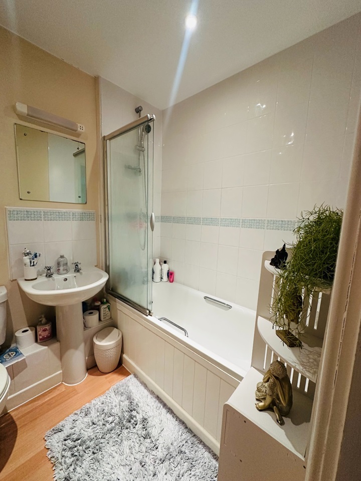 Additional image 5 of Room in a Shared House, William Morris Close, OX4, N1 7GU