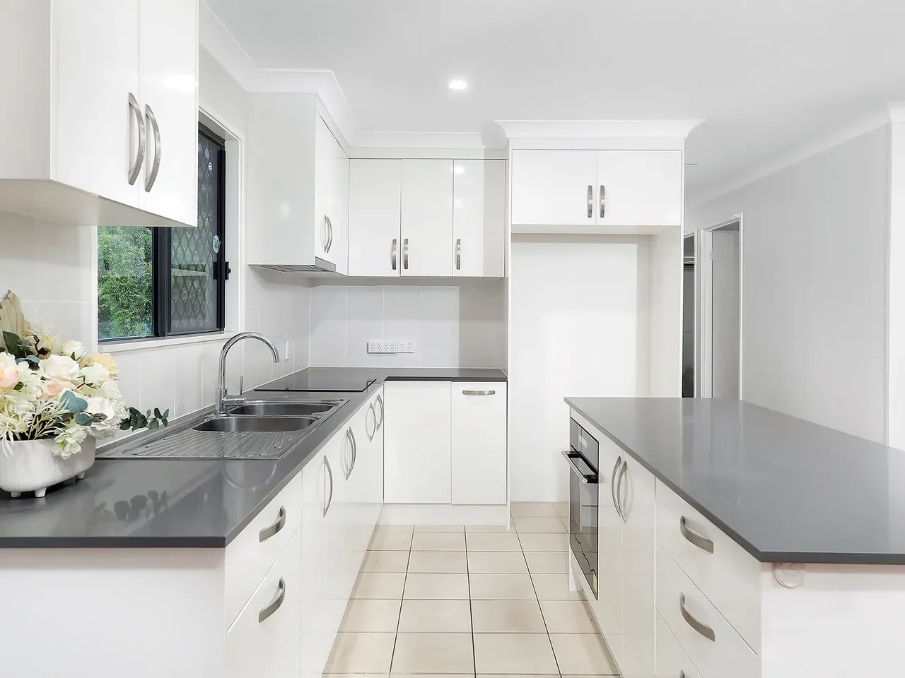 15 Coolgardie Street, Sunnybank Hills QLD 4109