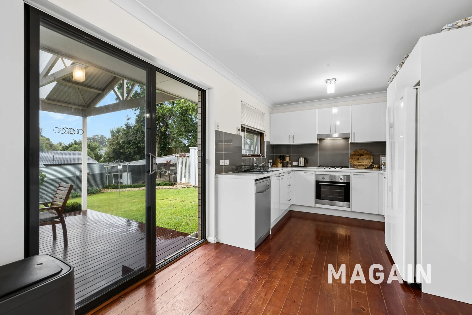 11 Glenloth Dr, Happy Valley SA 5159 photo 3