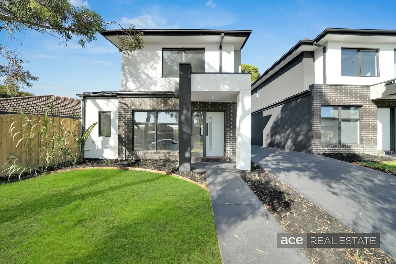 2/6 Cliff Street, Laverton VIC 3028