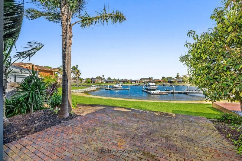 8/24 Schooner Bay Drive, Patterson Lakes VIC 3197