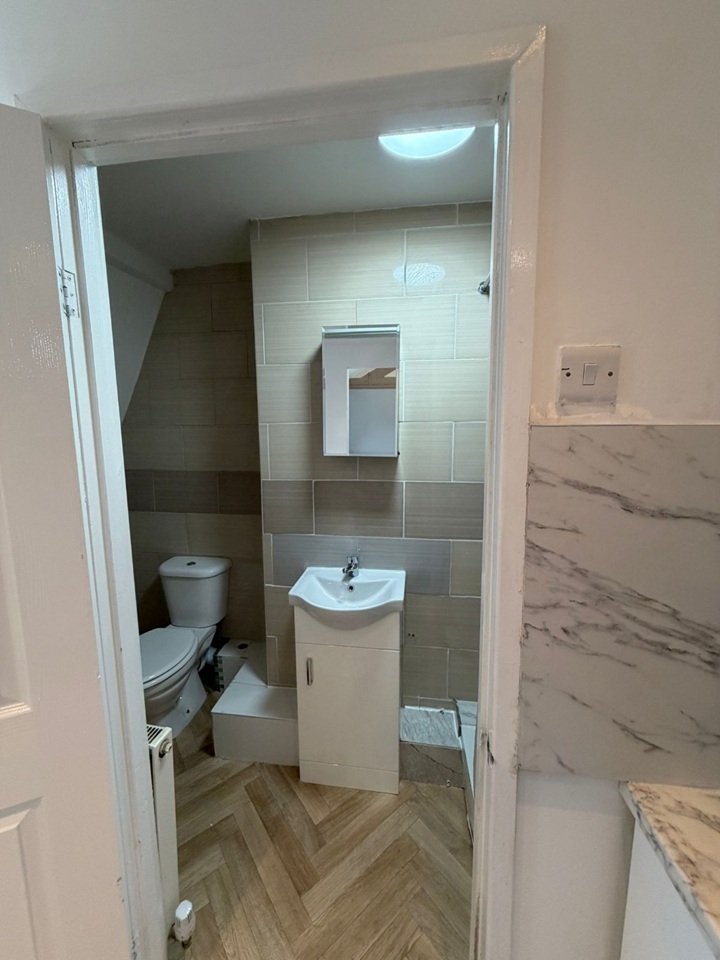 Studio Flat, Mansfield Road, NG1, N1 7GU photo 5