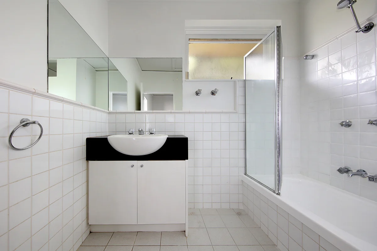 8/13 Holloway Street, Ormond VIC 3204 photo 5