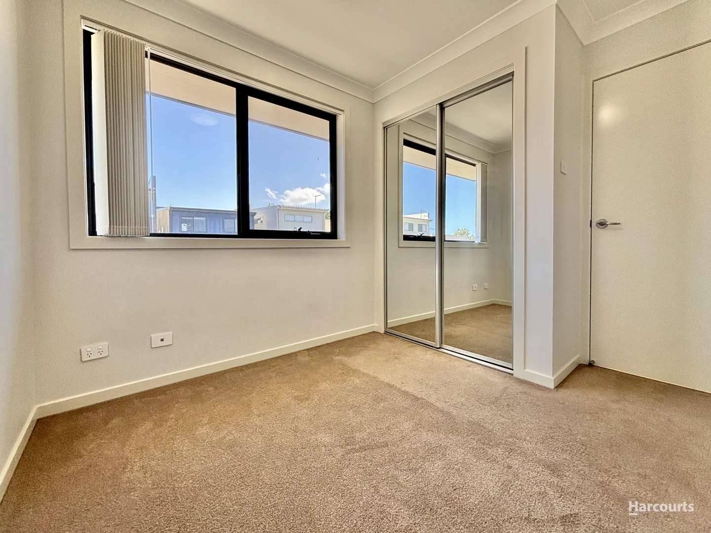 Additional image 3 of 40a Dowie Drive, Claymore NSW 2559