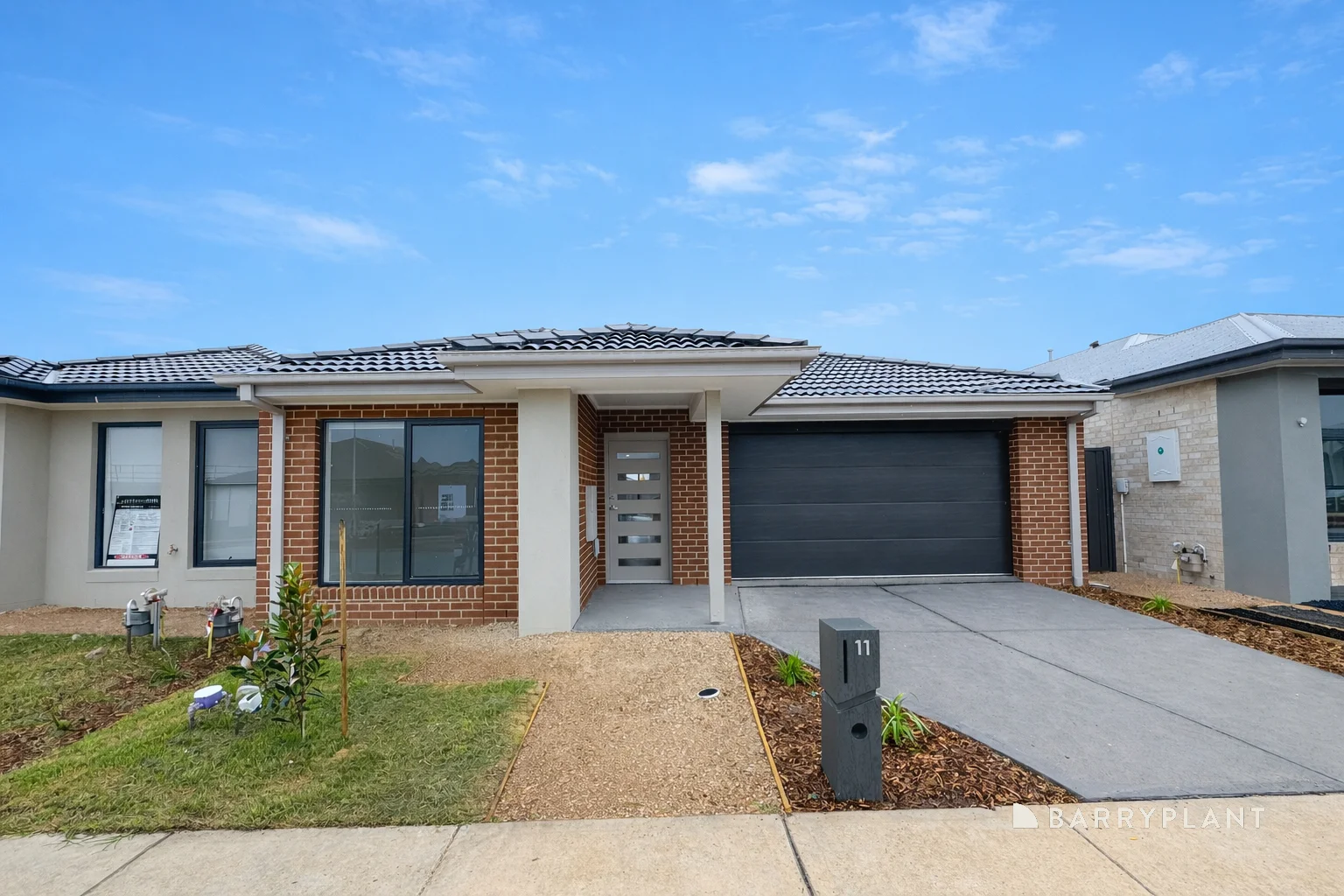 11 Bonifacio Road, Clyde VIC 3978