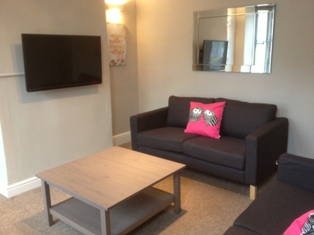 4 Bed Terraced House, School Road, S10, N1 7GU