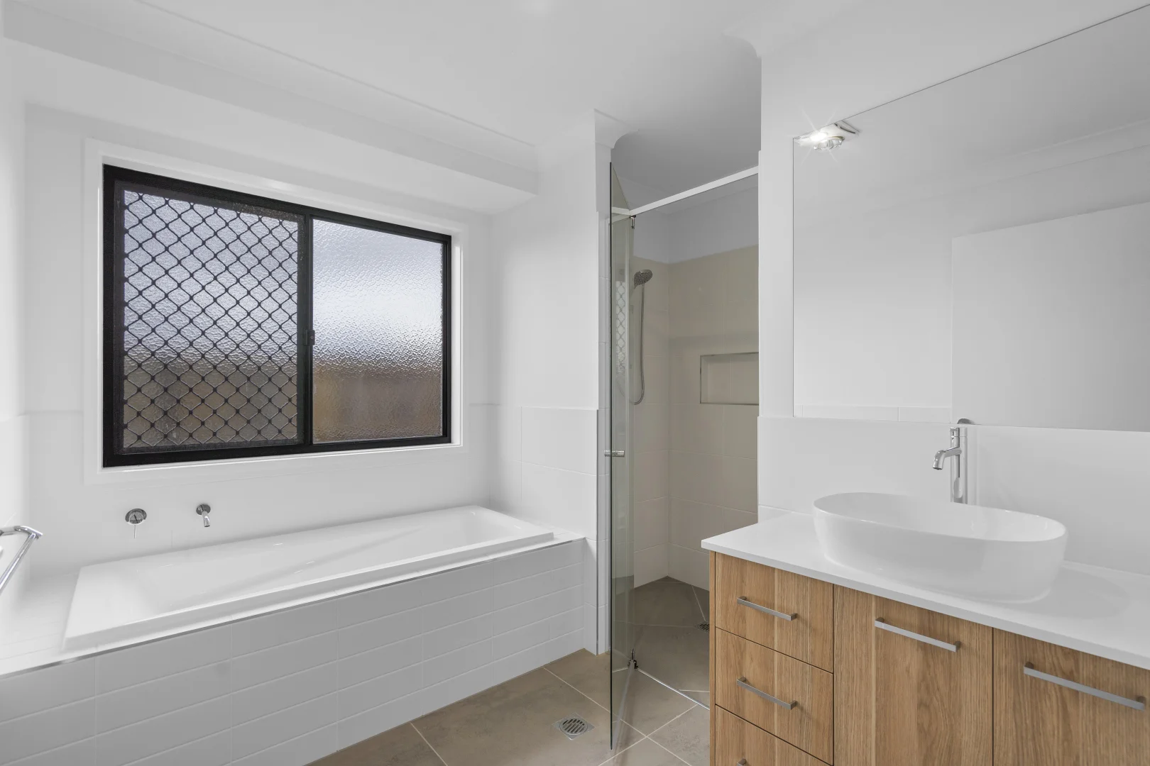 Additional image 3 of 17 Vale Cres, Banya QLD 4551