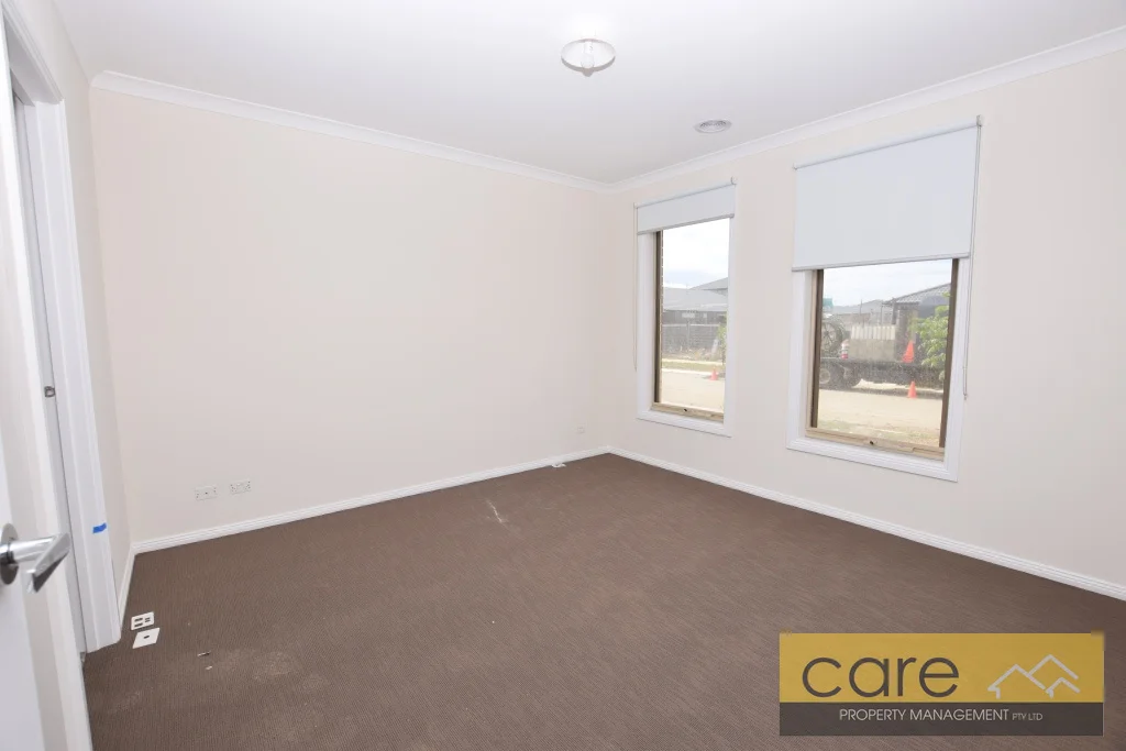 Additional image 10 of 5 Stature Ave, Clyde North VIC 3978