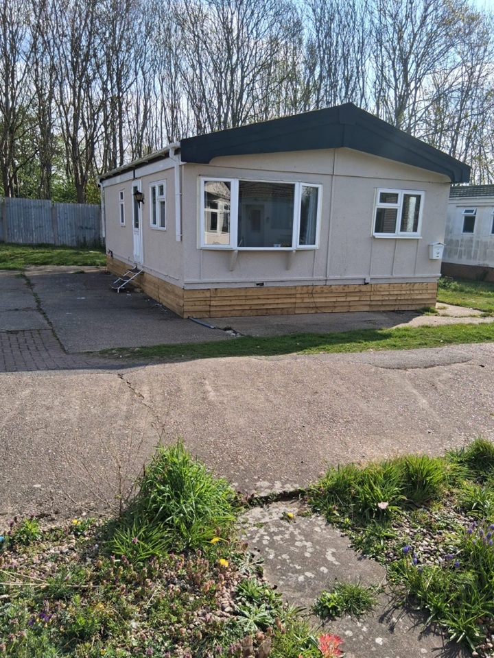 Additional image 6 of 2 Bed Mobile Home, Caravan Site, NG2, N1 7GU