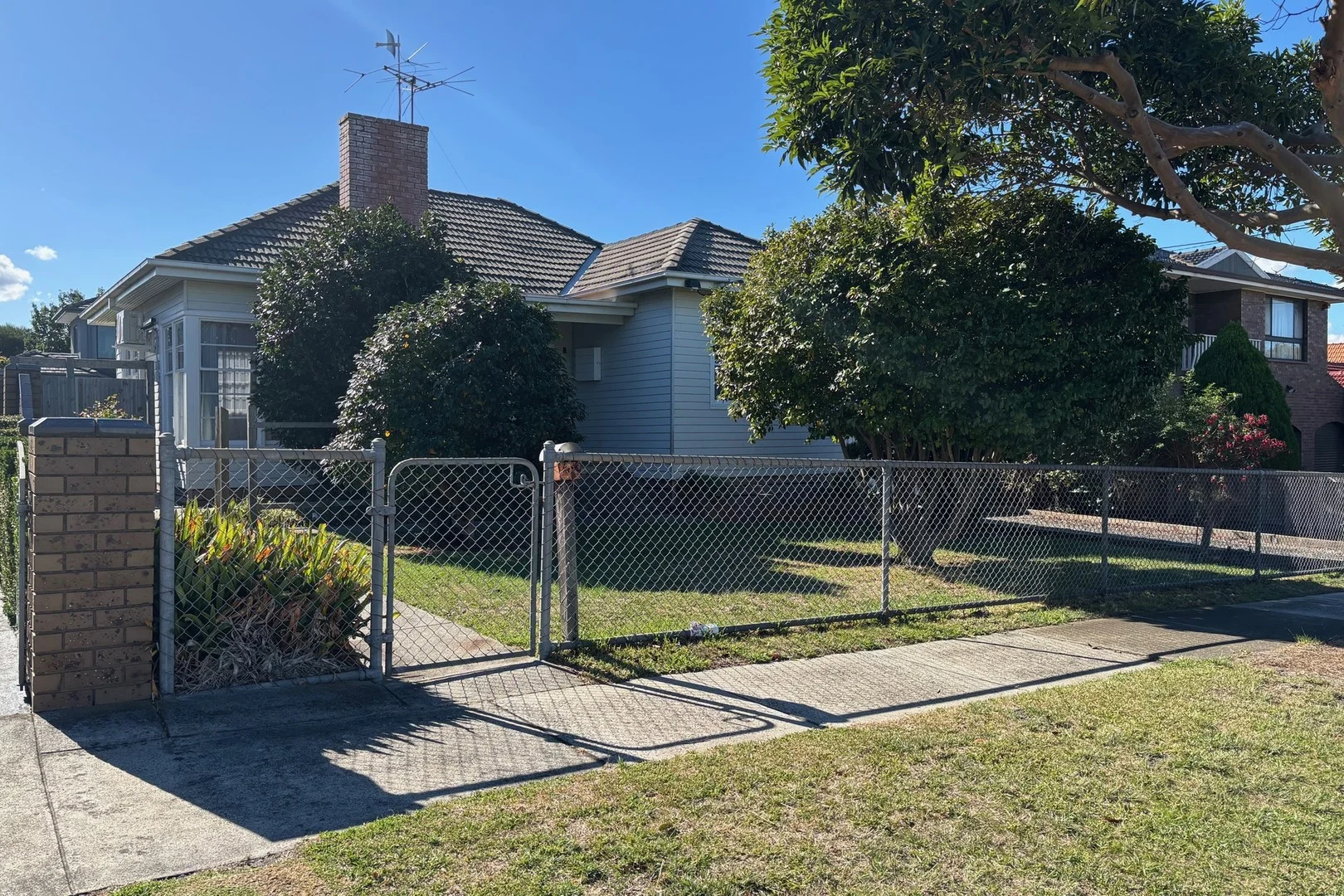 45 Edinburgh Street, Clayton VIC 3168