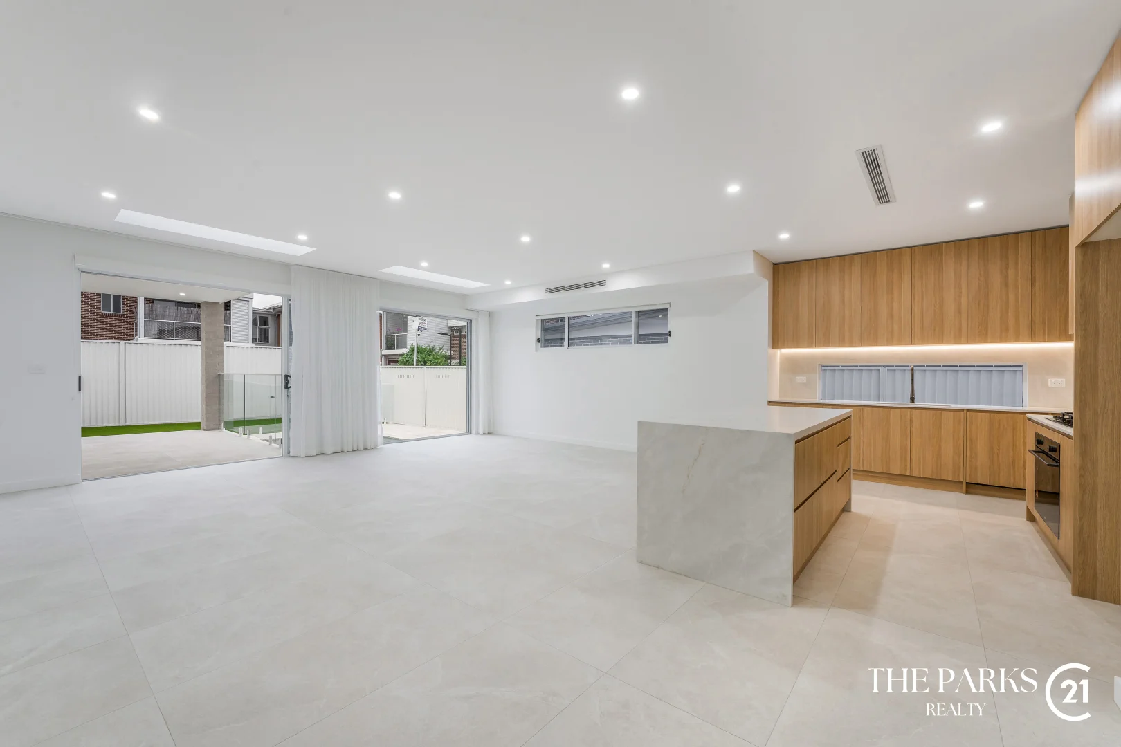 Additional image 7 of 102 Polding Street, Smithfield NSW 2164