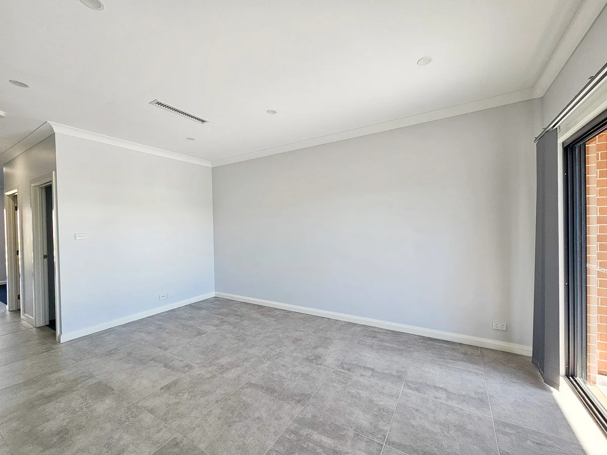 92A Nicholson Parade, Spring Farm NSW 2570 photo 5