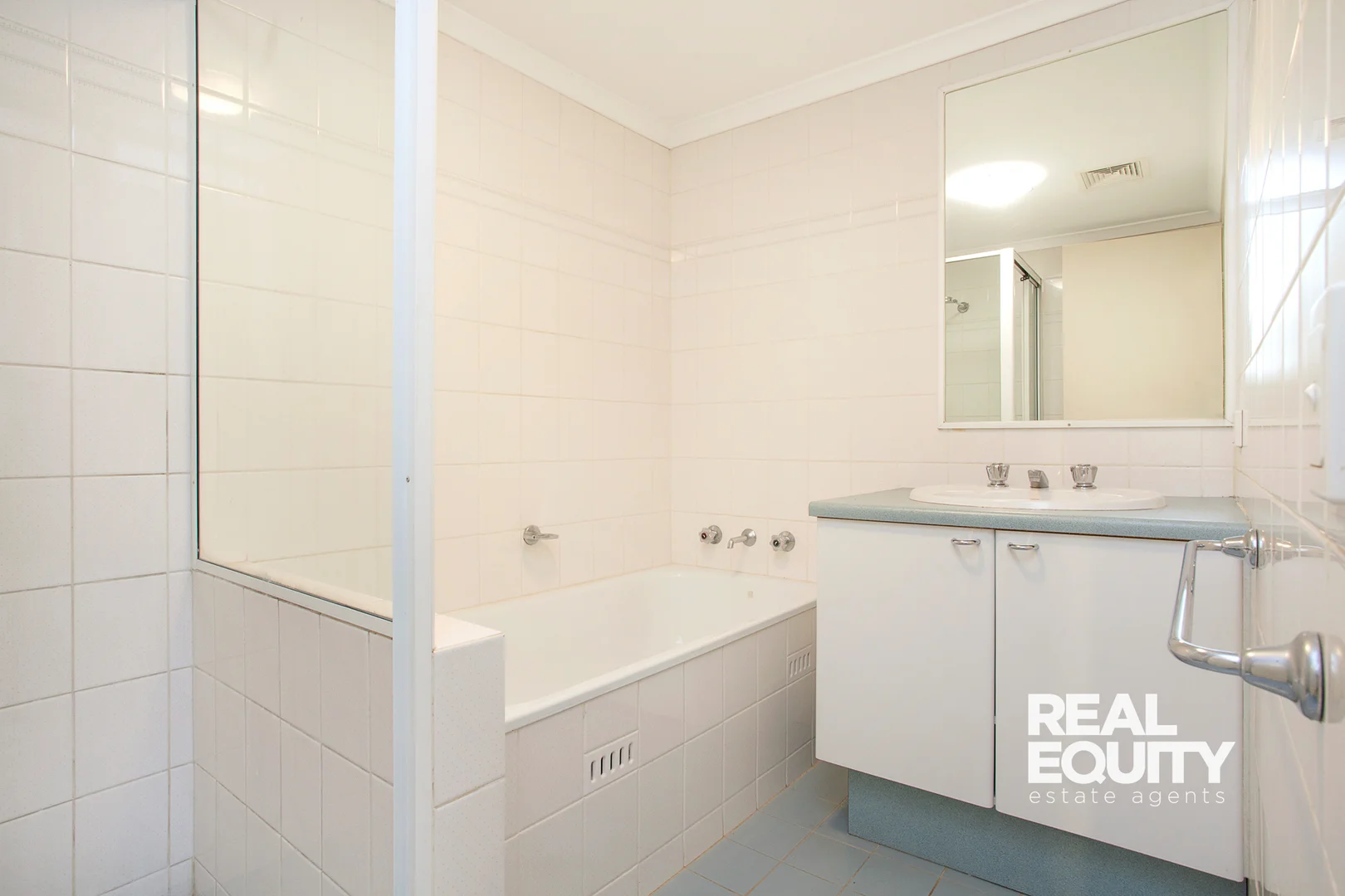 Additional image 5 of 8/5 Mead Drive, Chipping Norton NSW 2170